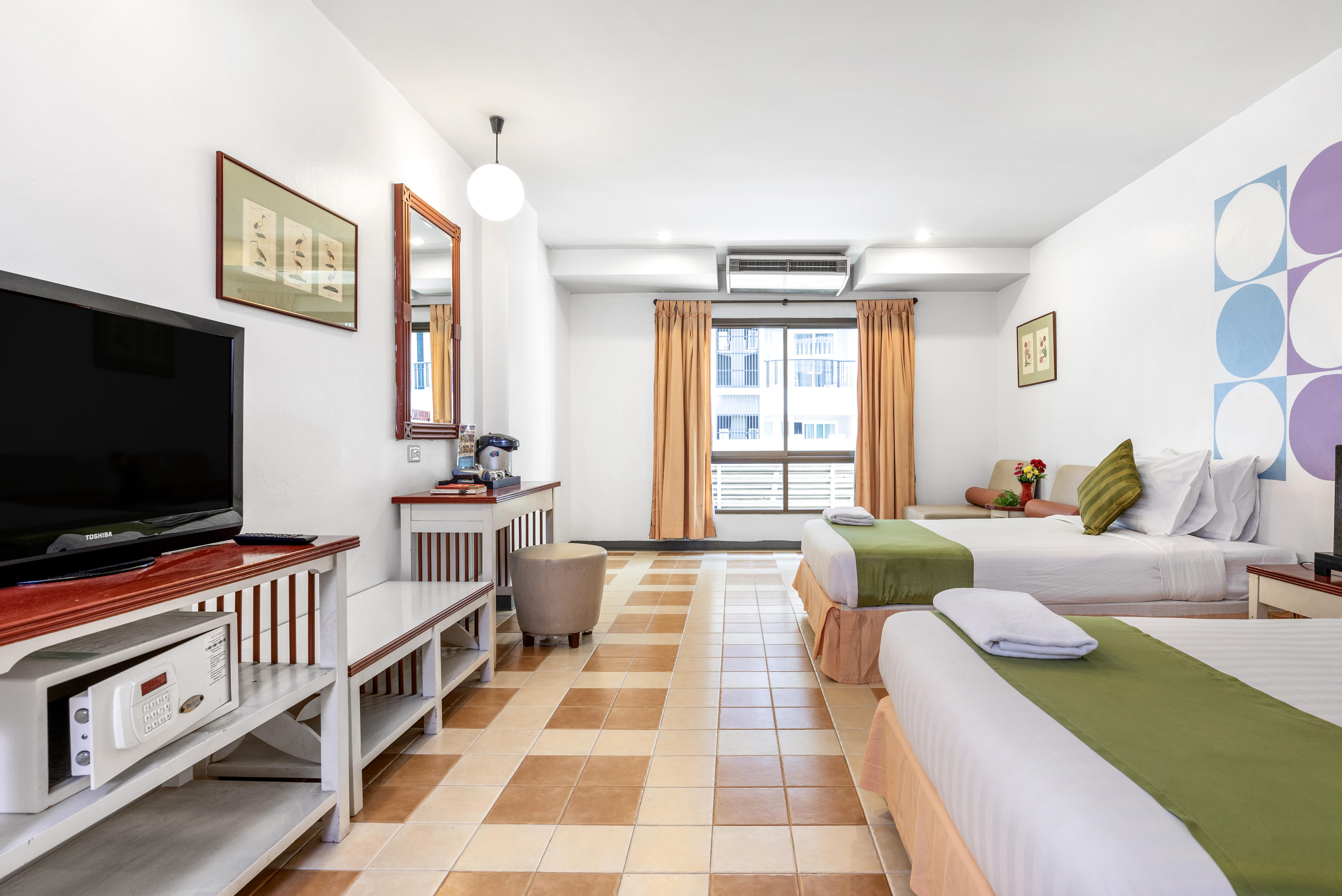 Sawasdee Sea View Hotel Pattaya Bagian luar foto