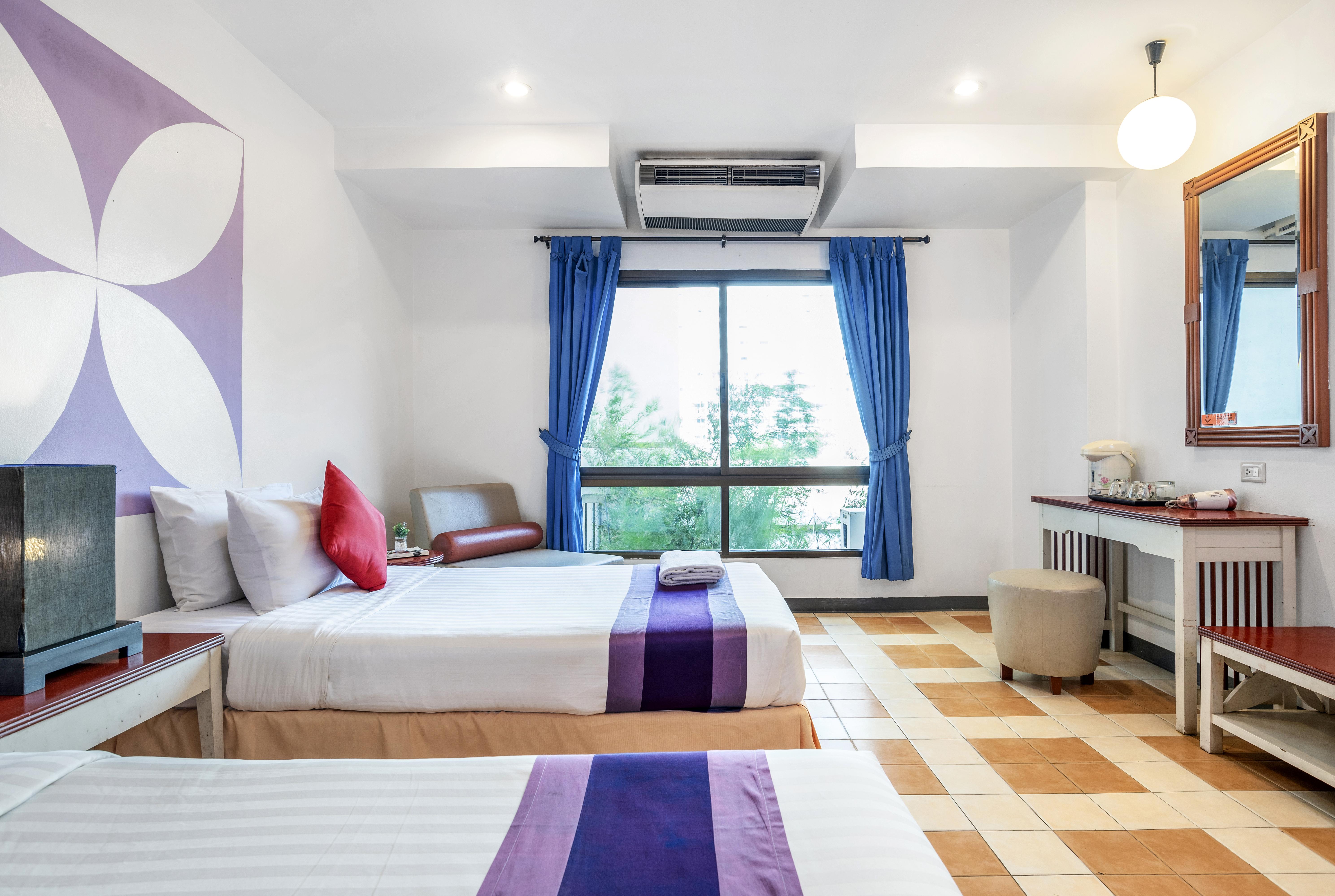 Sawasdee Sea View Hotel Pattaya Bagian luar foto